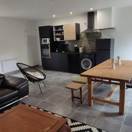 Les De Louise Archignac